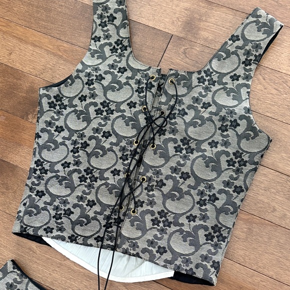 Vintage LambertRand Brocade Two-Piece Set in Golden/Tan & Black - Picture 4 of 10